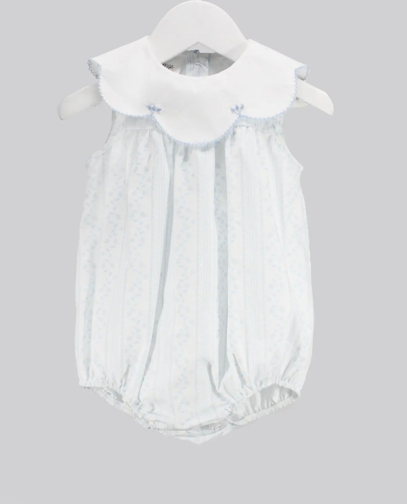 Blue Aria Bubble