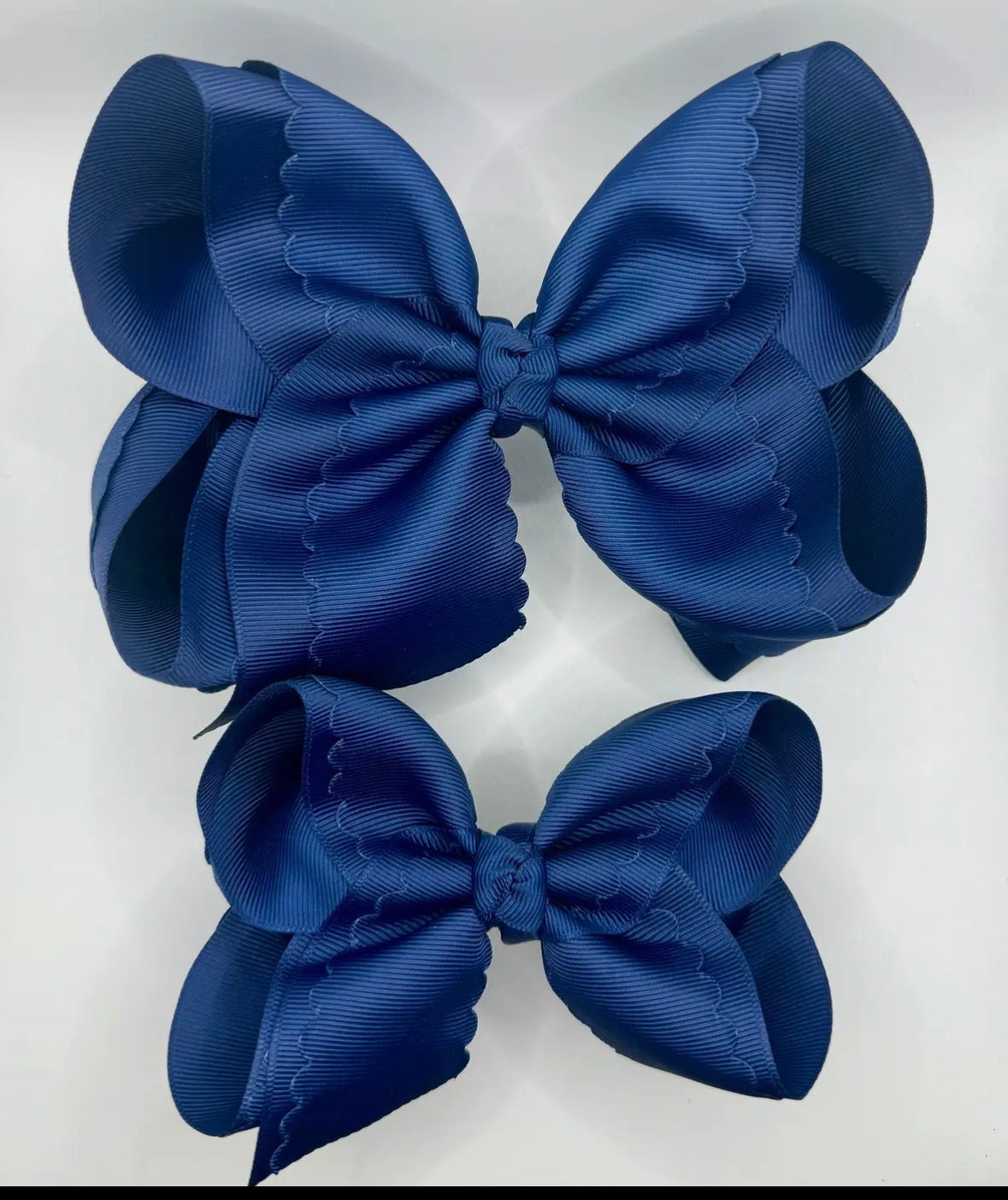Navy Scallop Bow